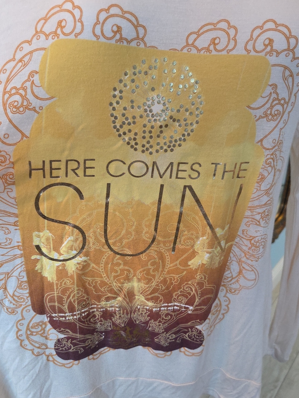 Beatles Here Comes The Sun Long Sleeve Shirt NWT - Picture 3 of 6